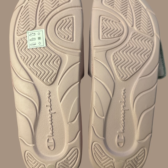 Champion Woman size 10 NWT - Picture 2 of 3